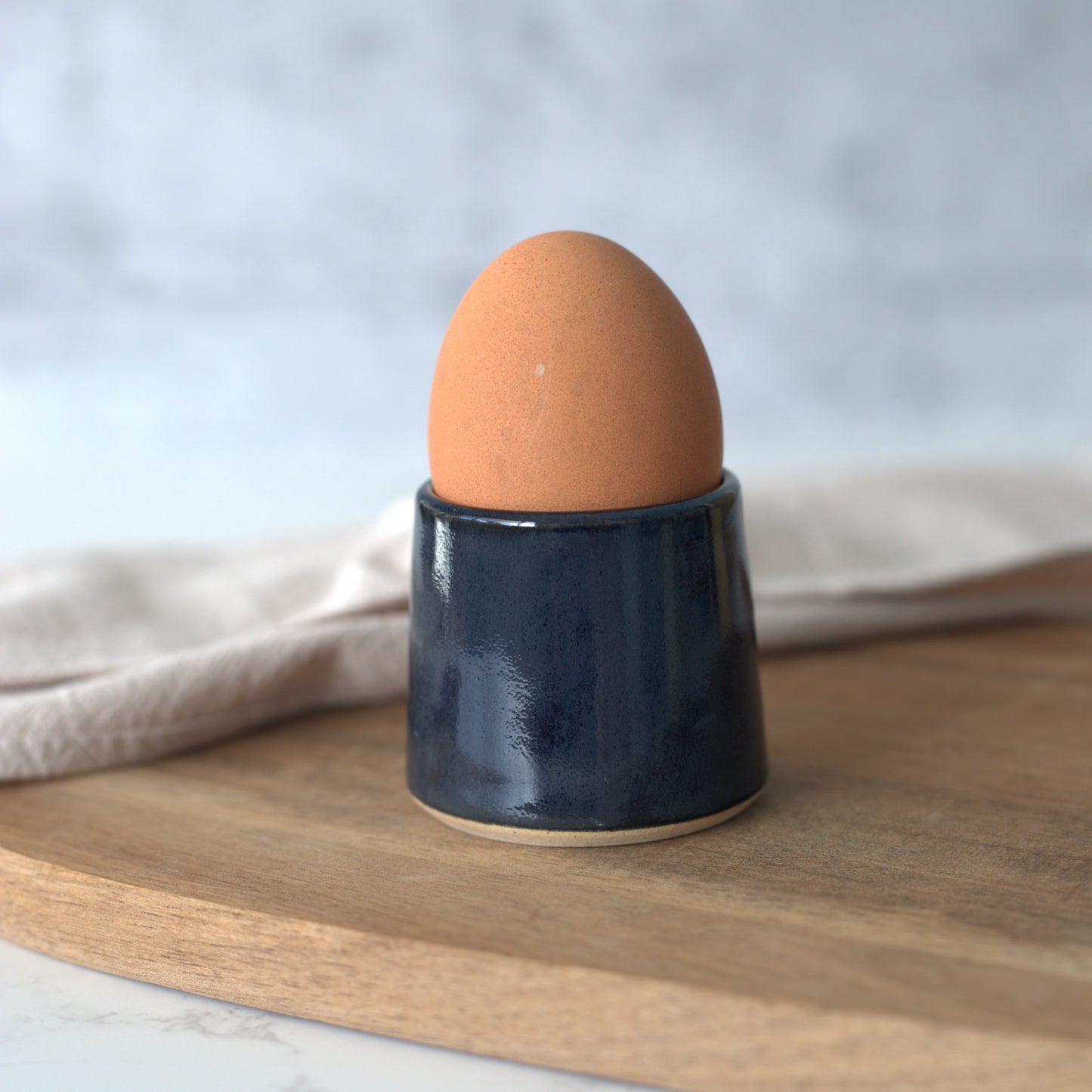 Jet Black Classic Egg Cup