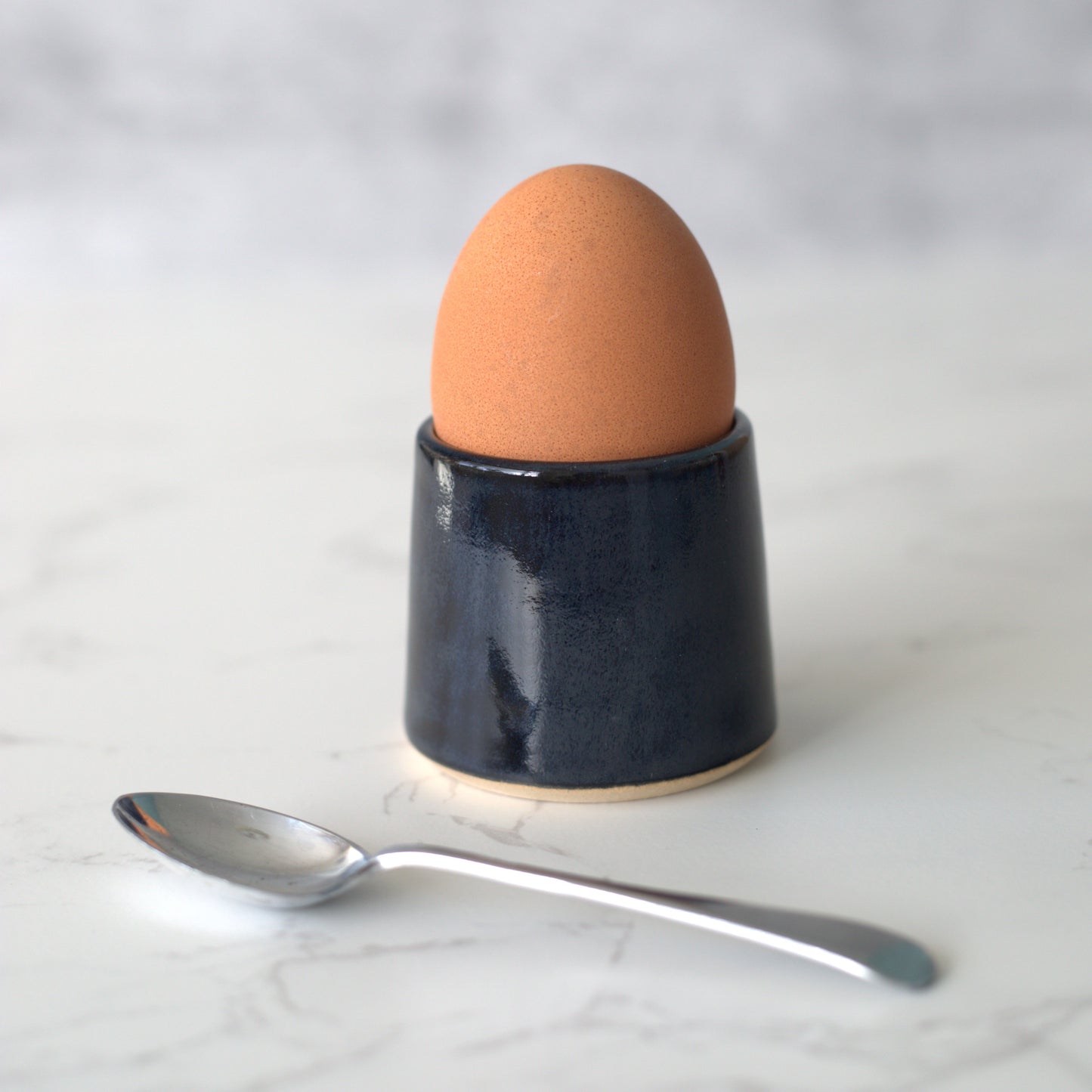 Jet Black Classic Egg Cup