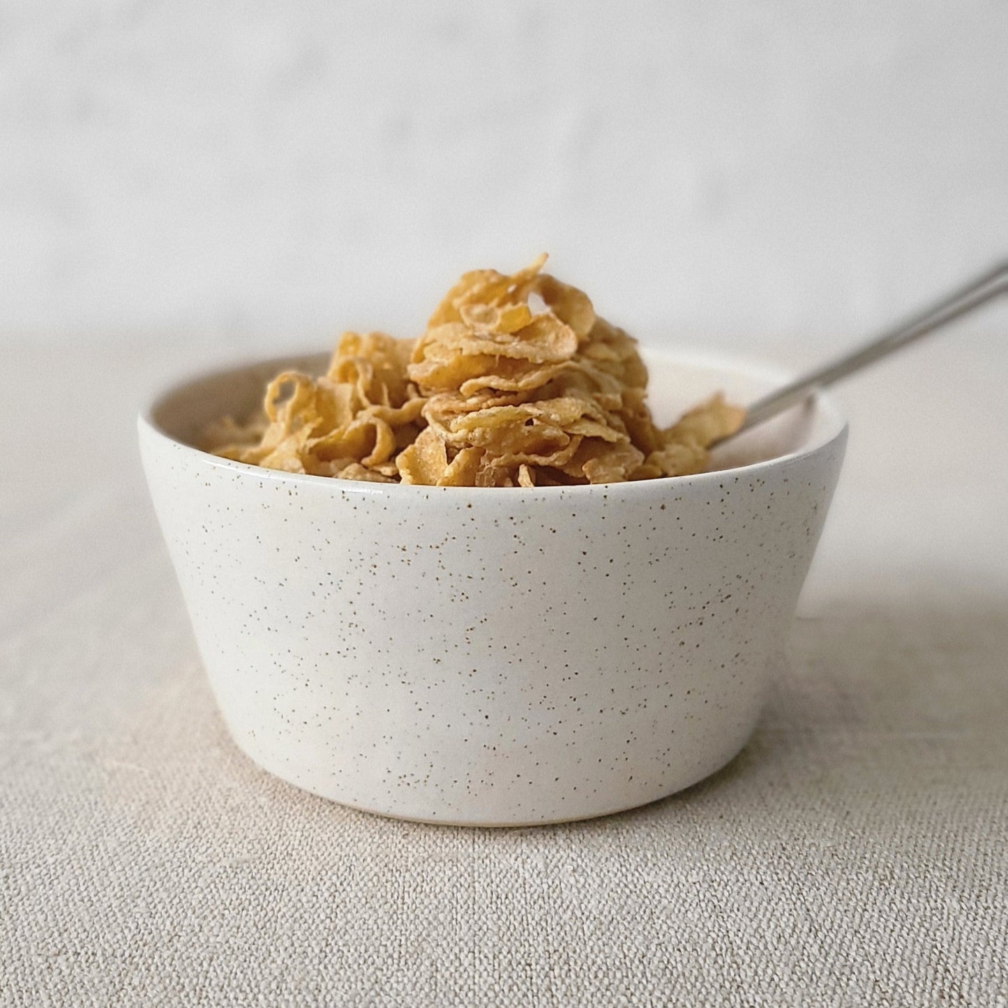 Pepper White Classic Breakfast Bowl