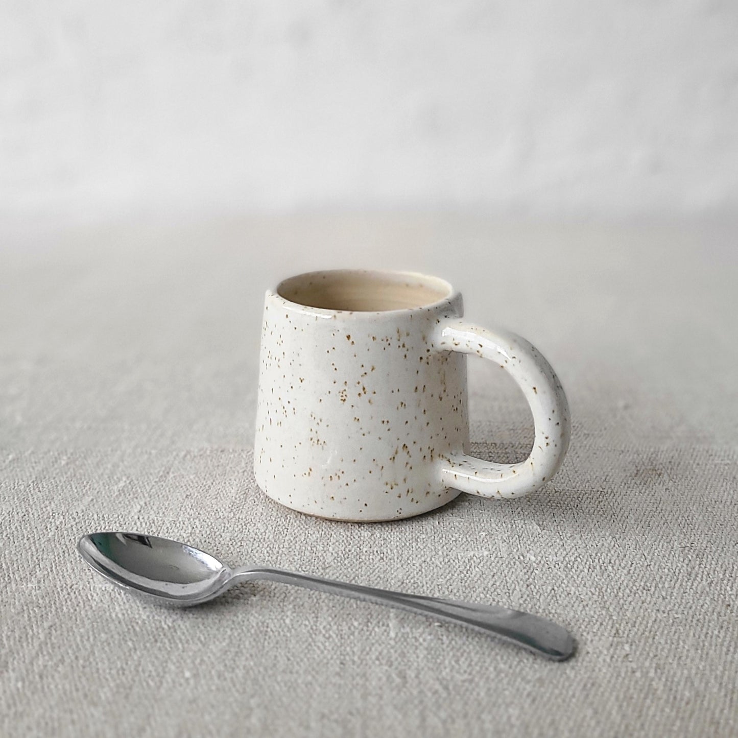 Pepper White Classic Espresso Mug