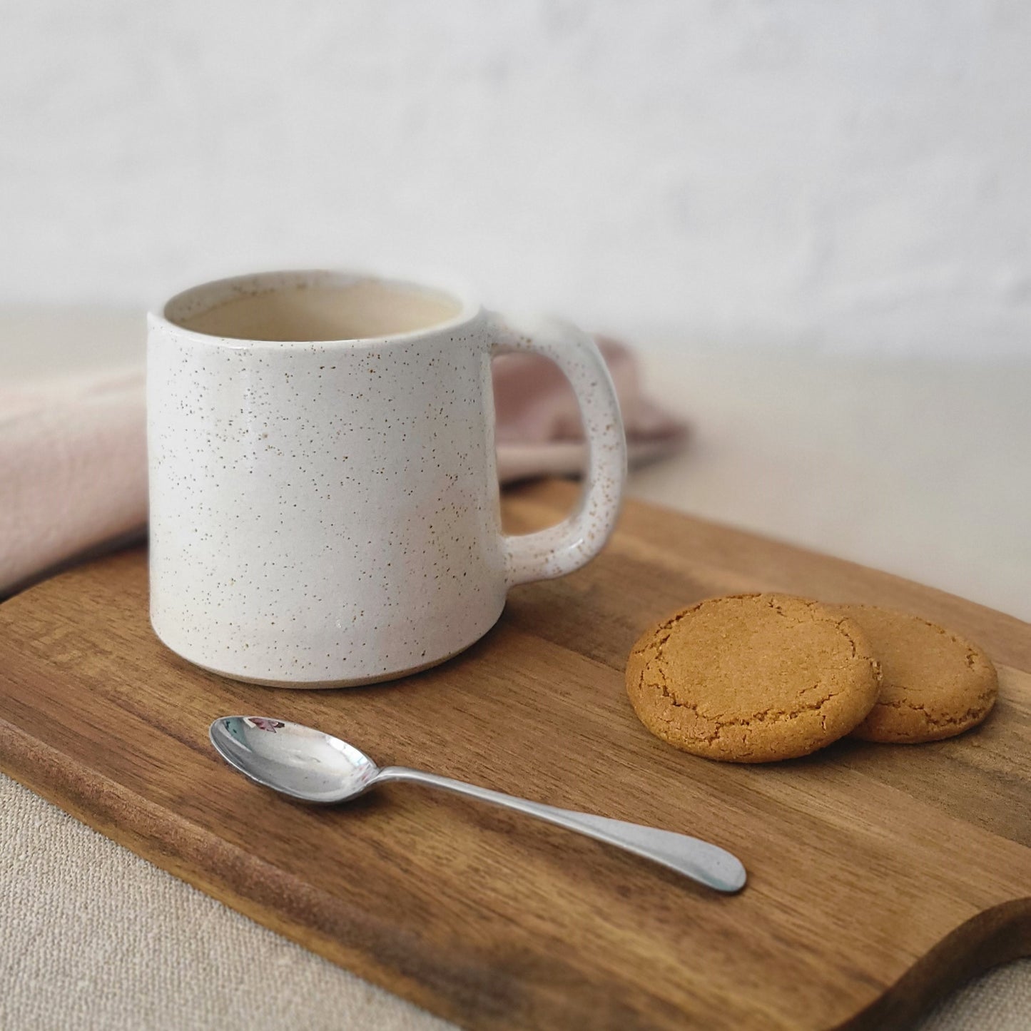 Pepper White Classic Standard Mug