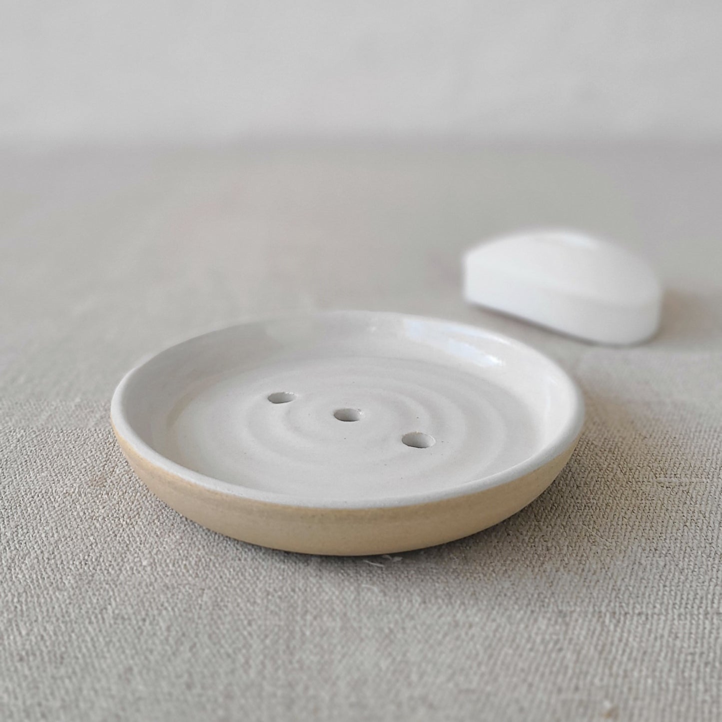 Snow White Classic Soap Dish