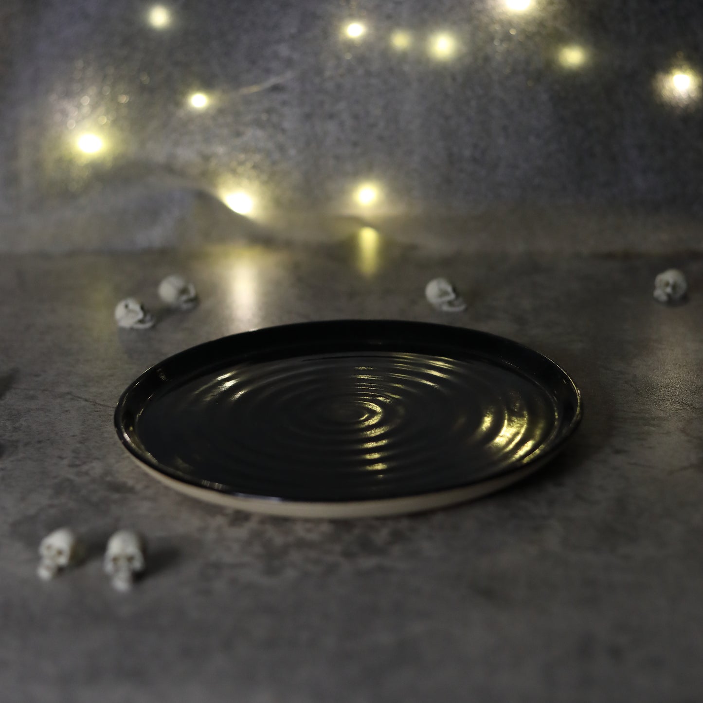 Halloween Edition Jet Black Classic Plates