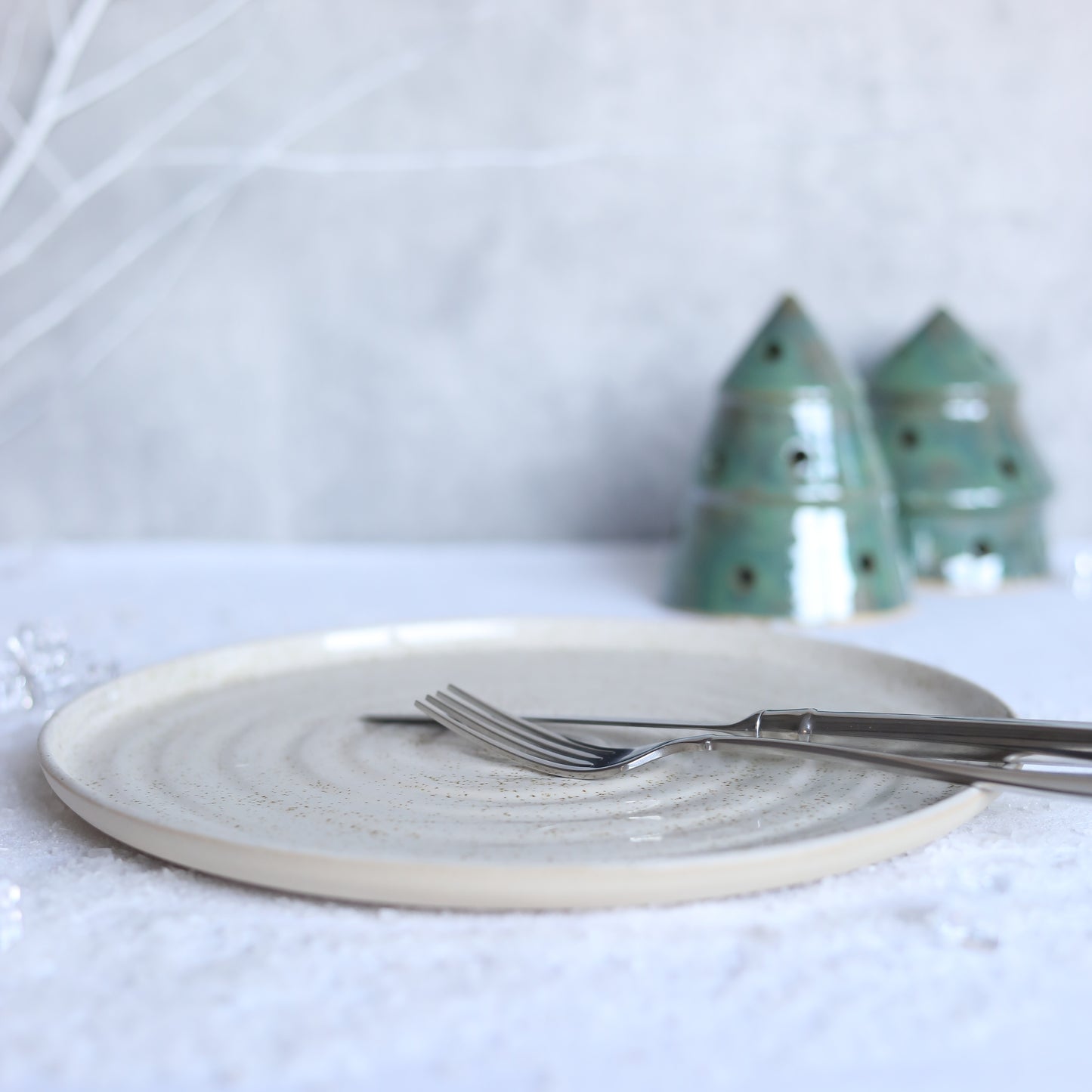 Winter Edition Pepper White Classic Plates