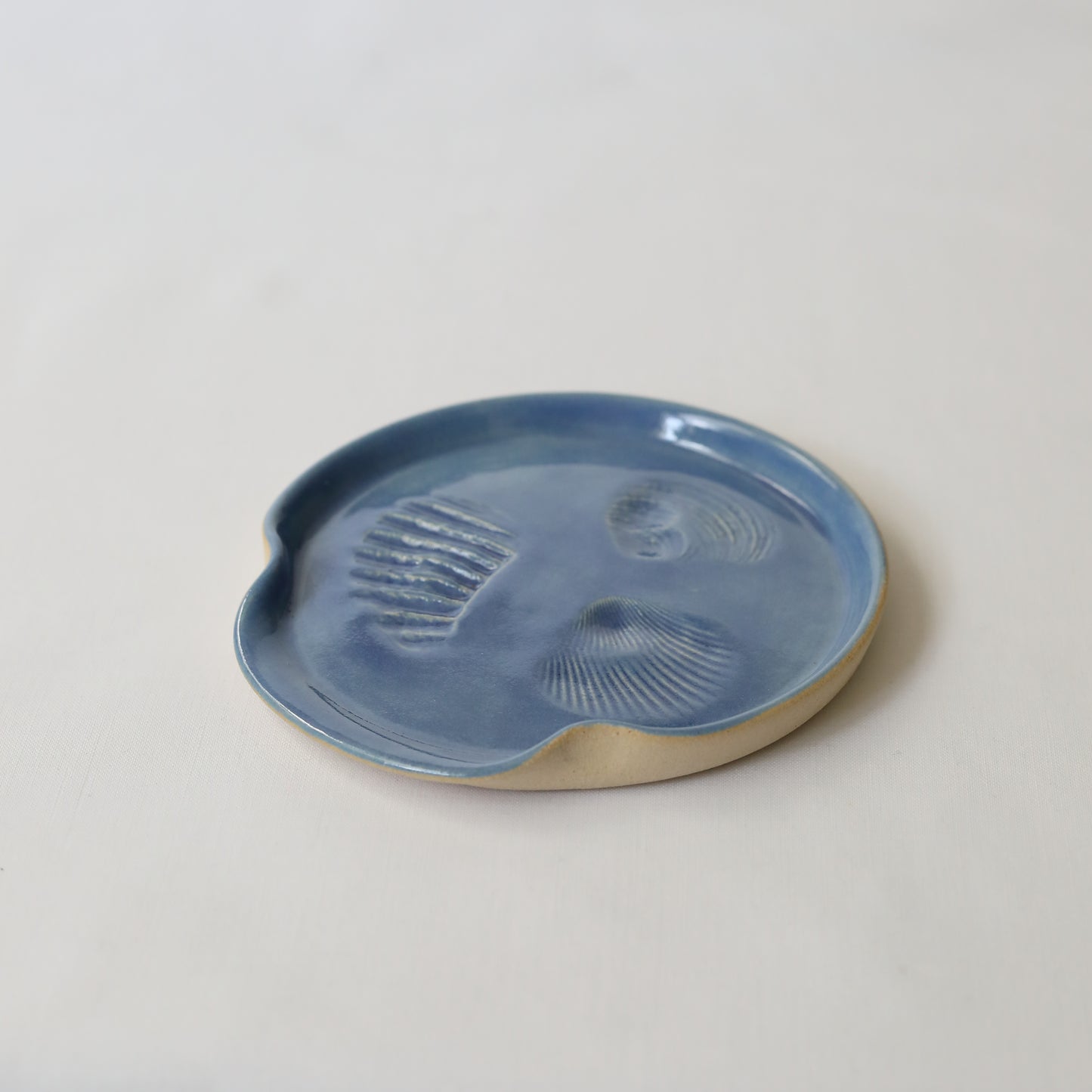 Pacific Blue Classic Shell Spoon Rest