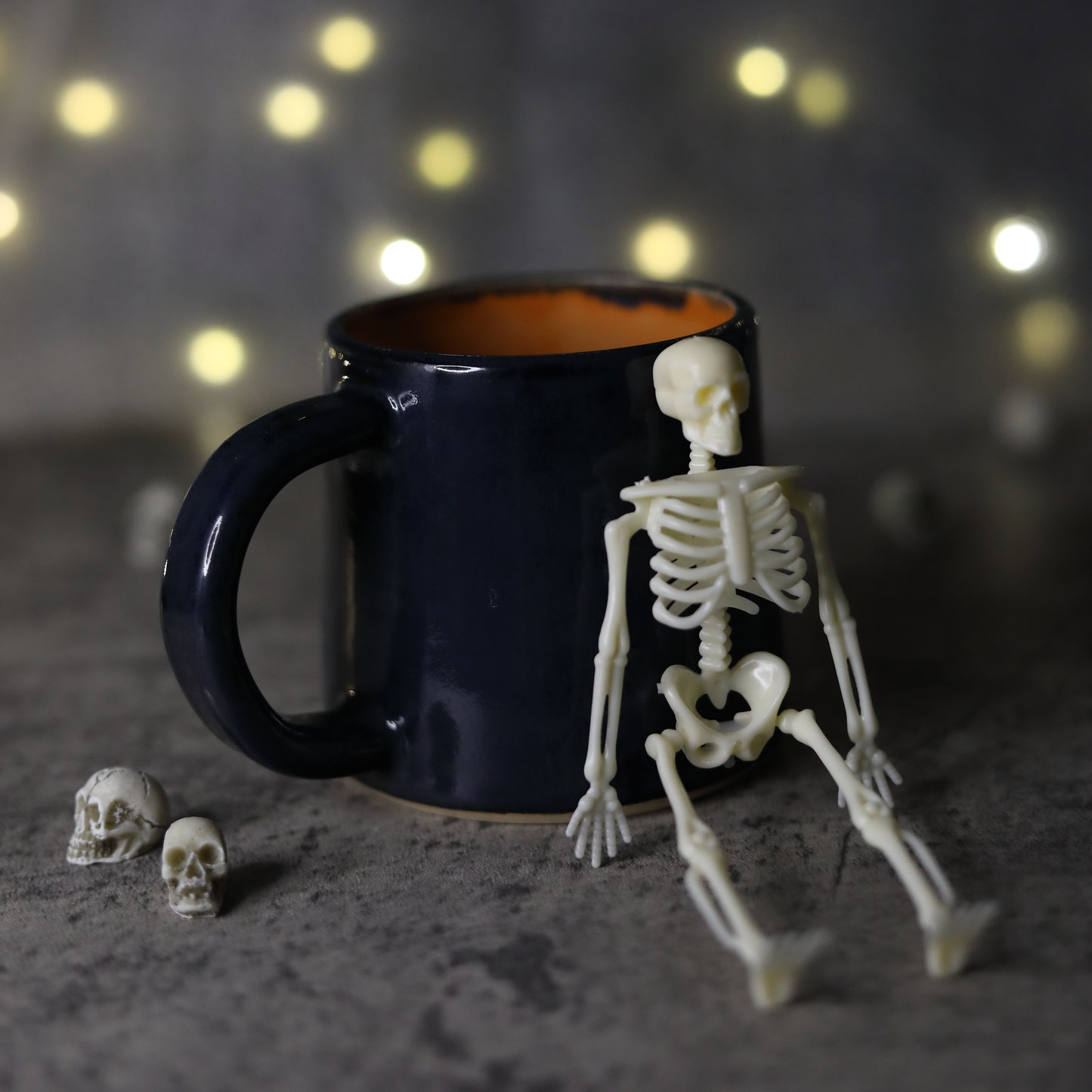 Two-Tone Classic Mug – Jet Black & Mandarin Orange