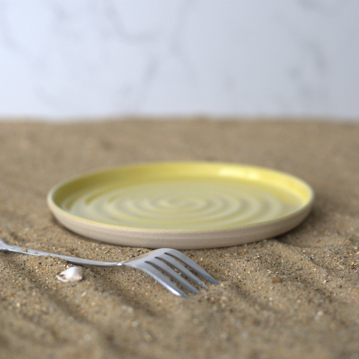Summer Edition Sun Yellow Classic Plates
