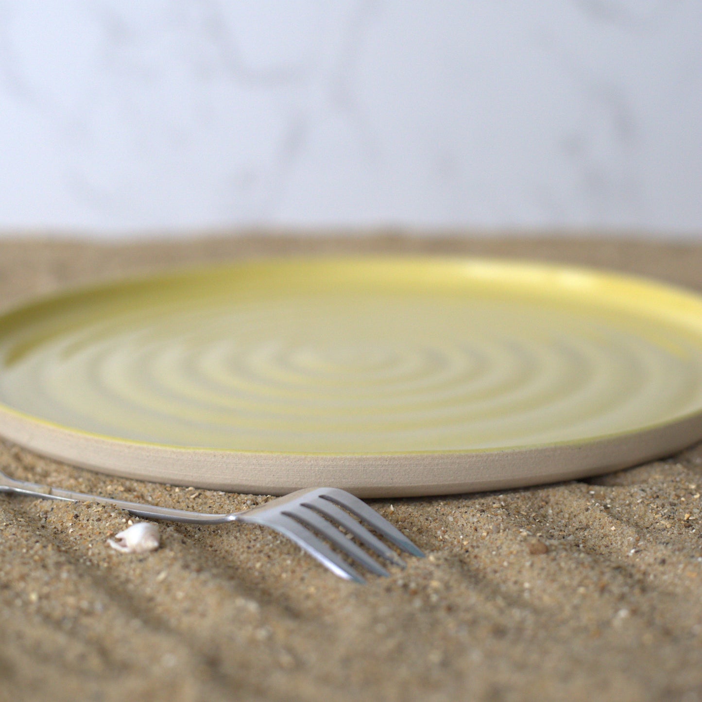 Summer Edition Sun Yellow Classic Plates