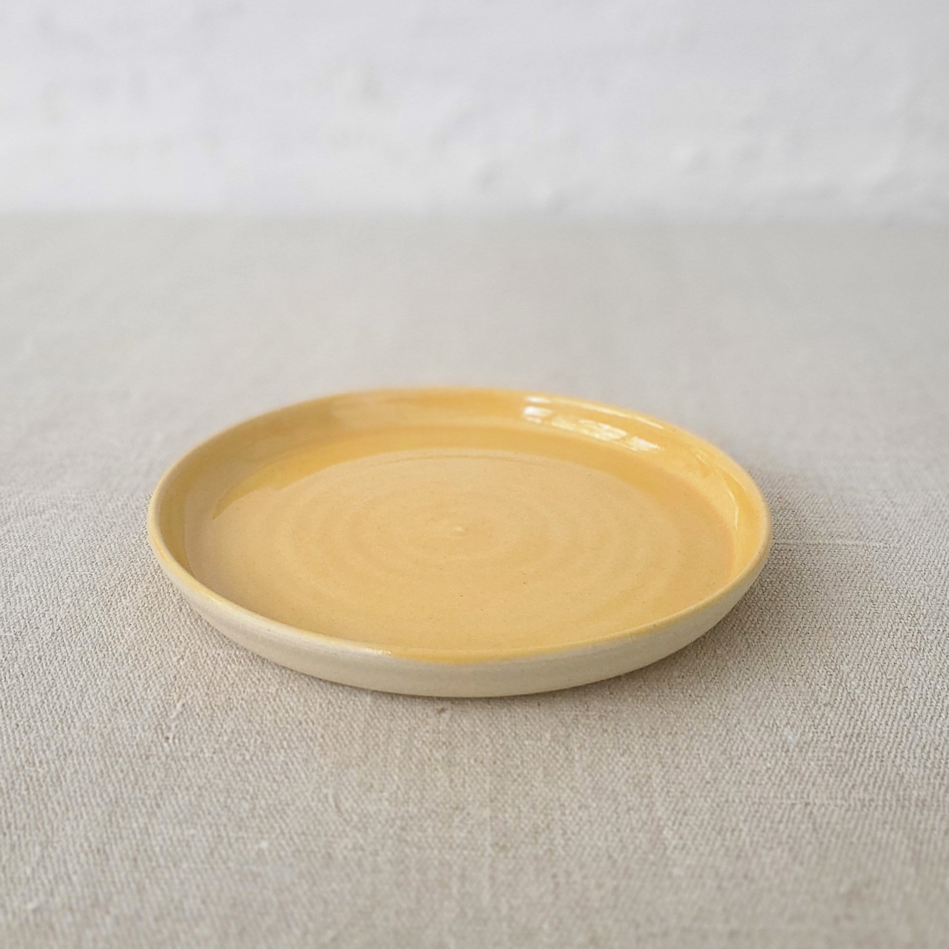 Mini yellow plate