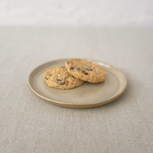 Egg Shell Rustic Cake Plate