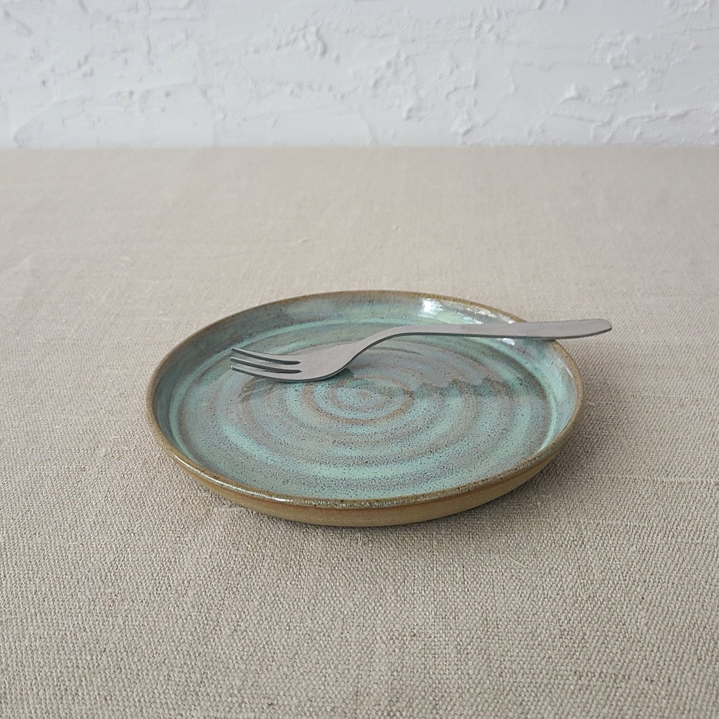 Borealis Green Rustic Cake Plate