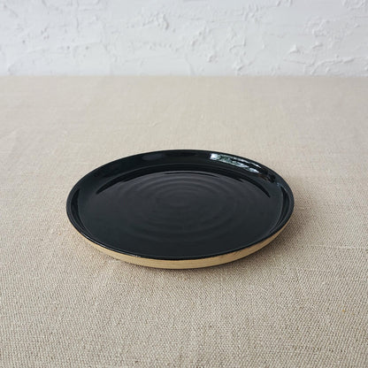 Jet Black Classic Cake Plate