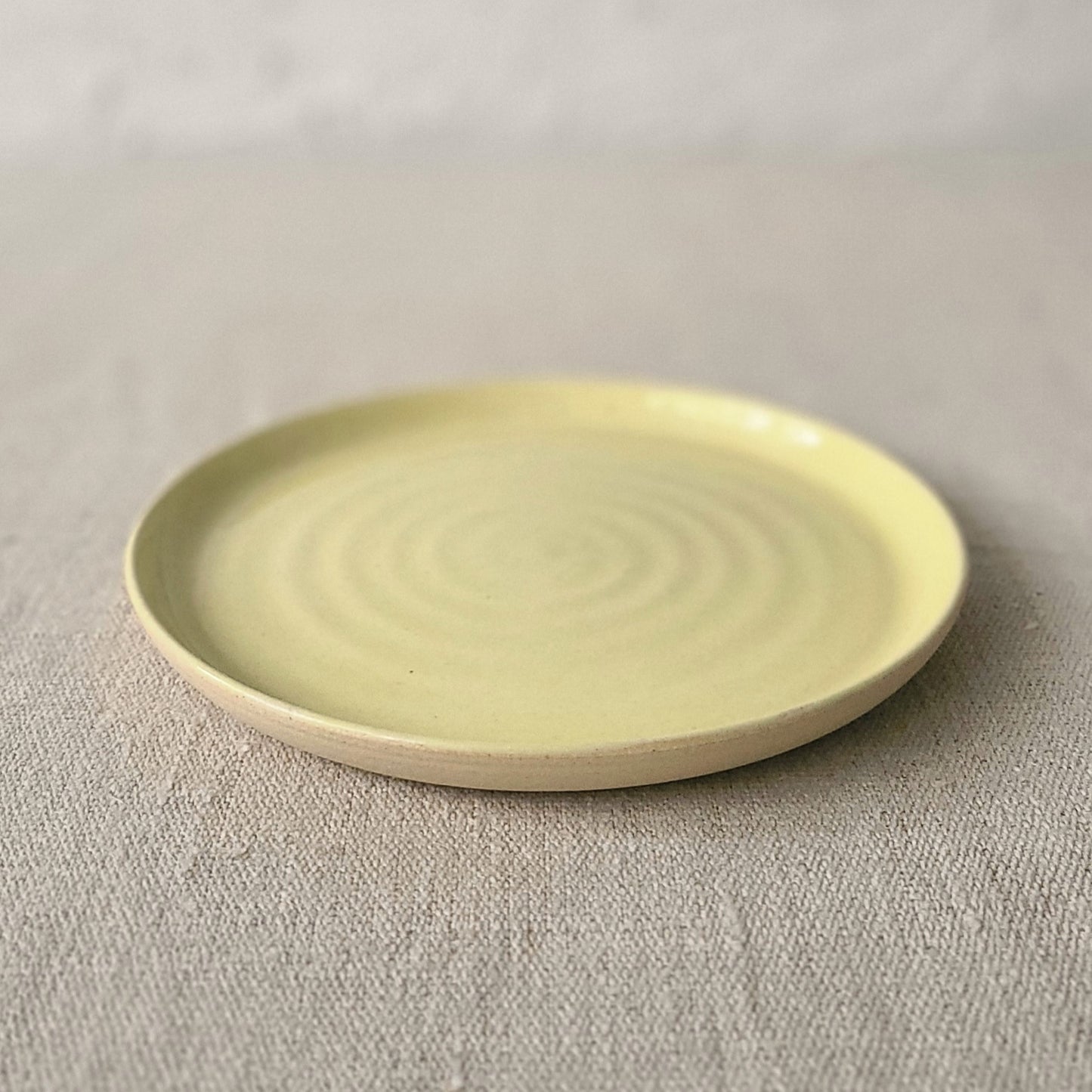 Corn Yellow Classic Cake Plate