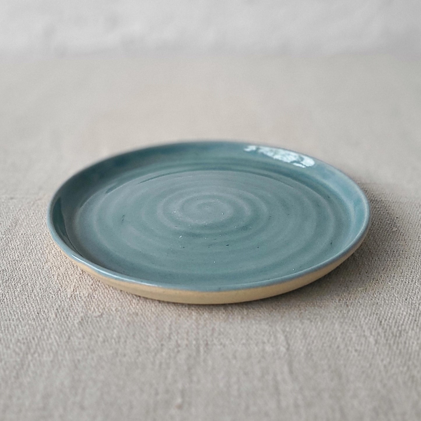 Pale Turquoise Classic Cake Plate