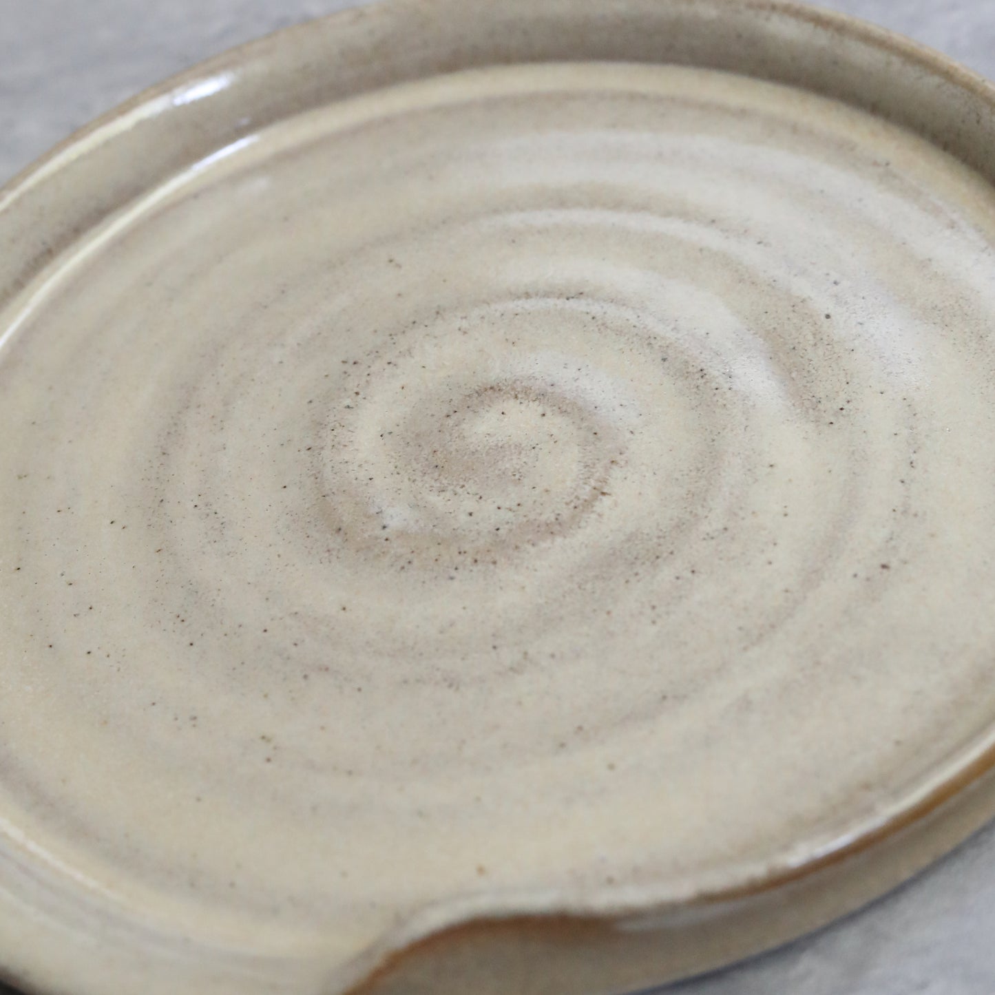 Egg Shell Rustic Spoon Rest