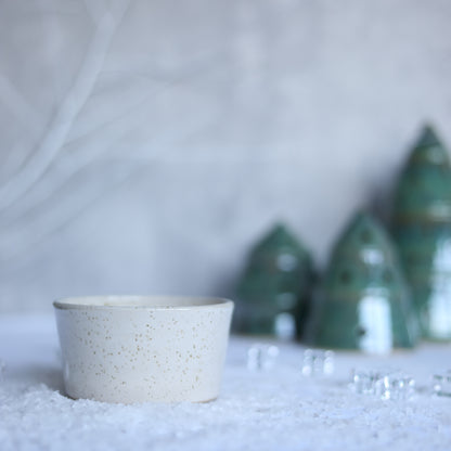 Winter Edition Pepper White Classic Bowls