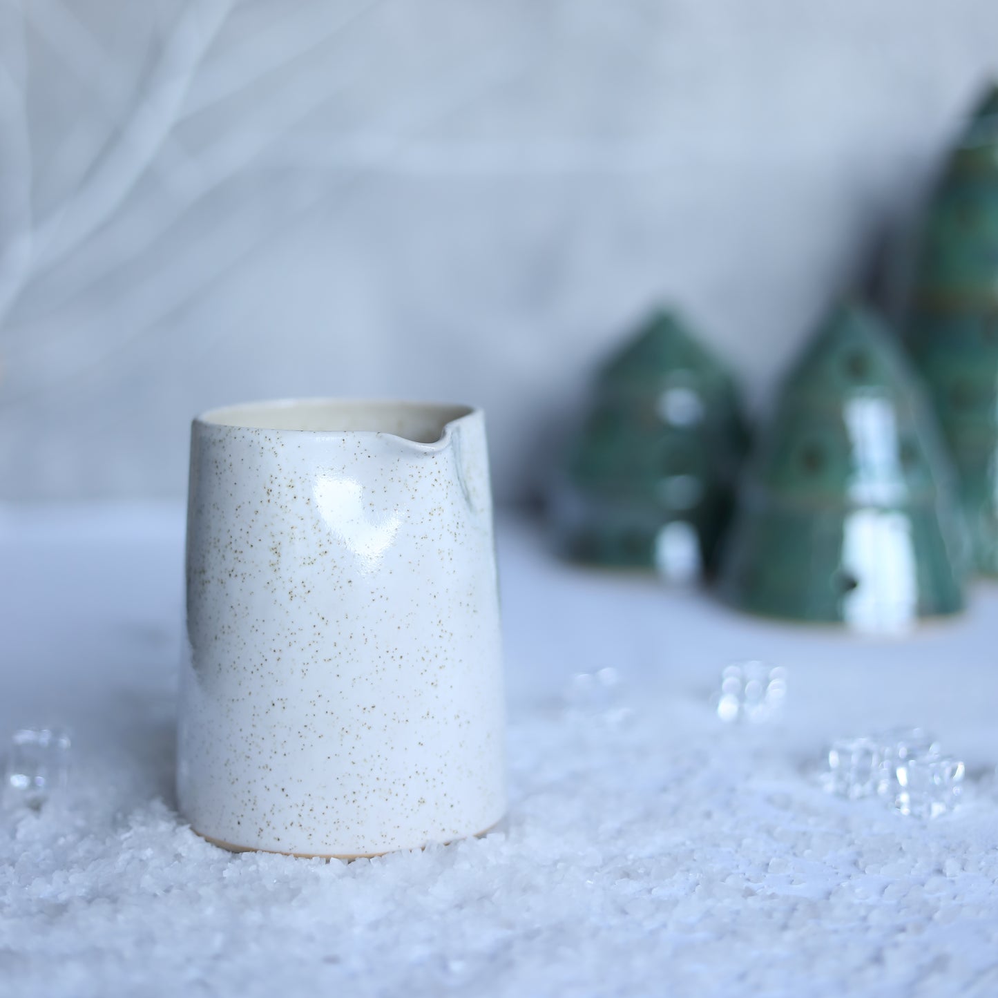 Winter Edition Pepper White Classic Jugs