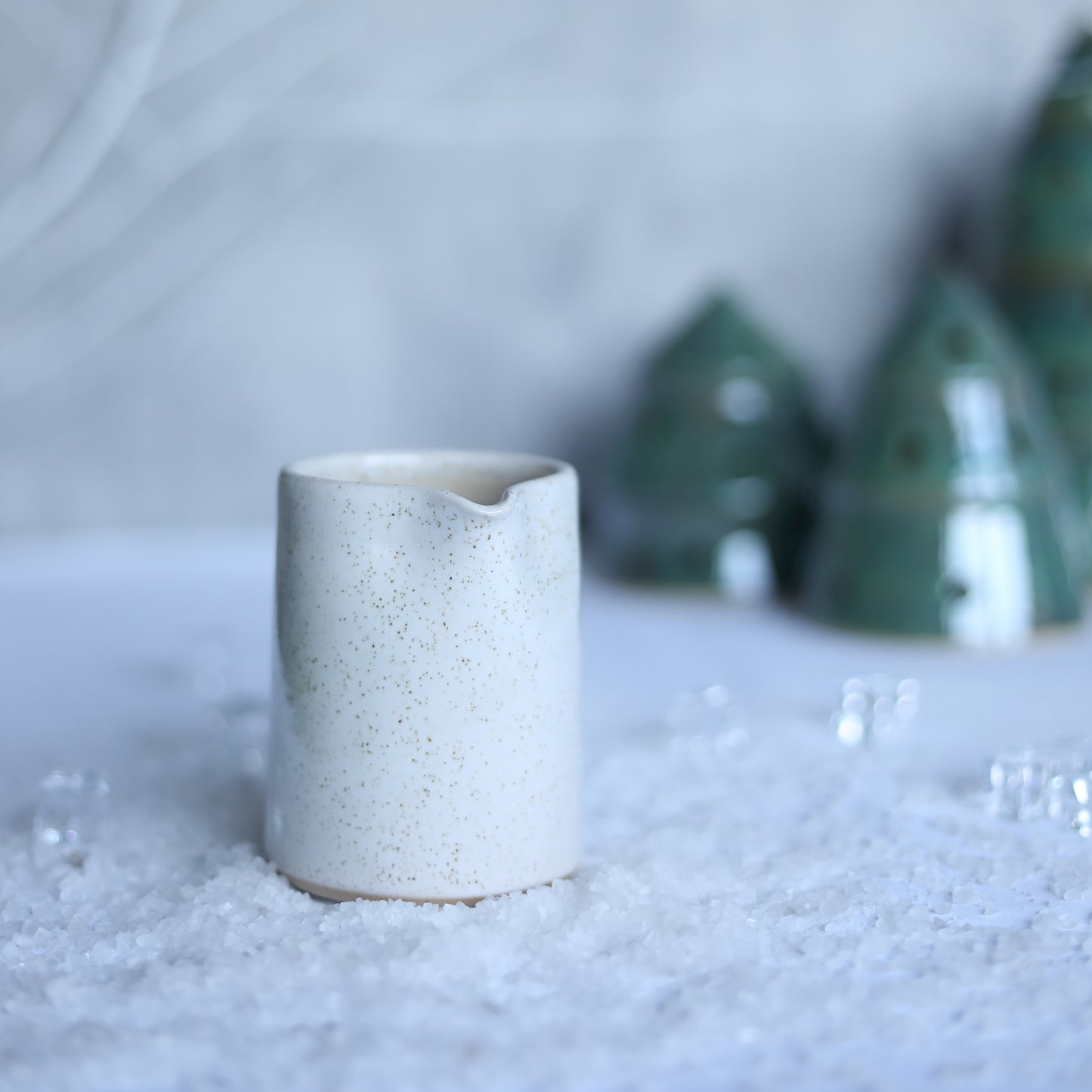 Winter Edition Pepper White Classic Jugs