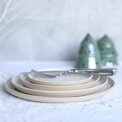 Winter Edition Pepper White Classic Plates