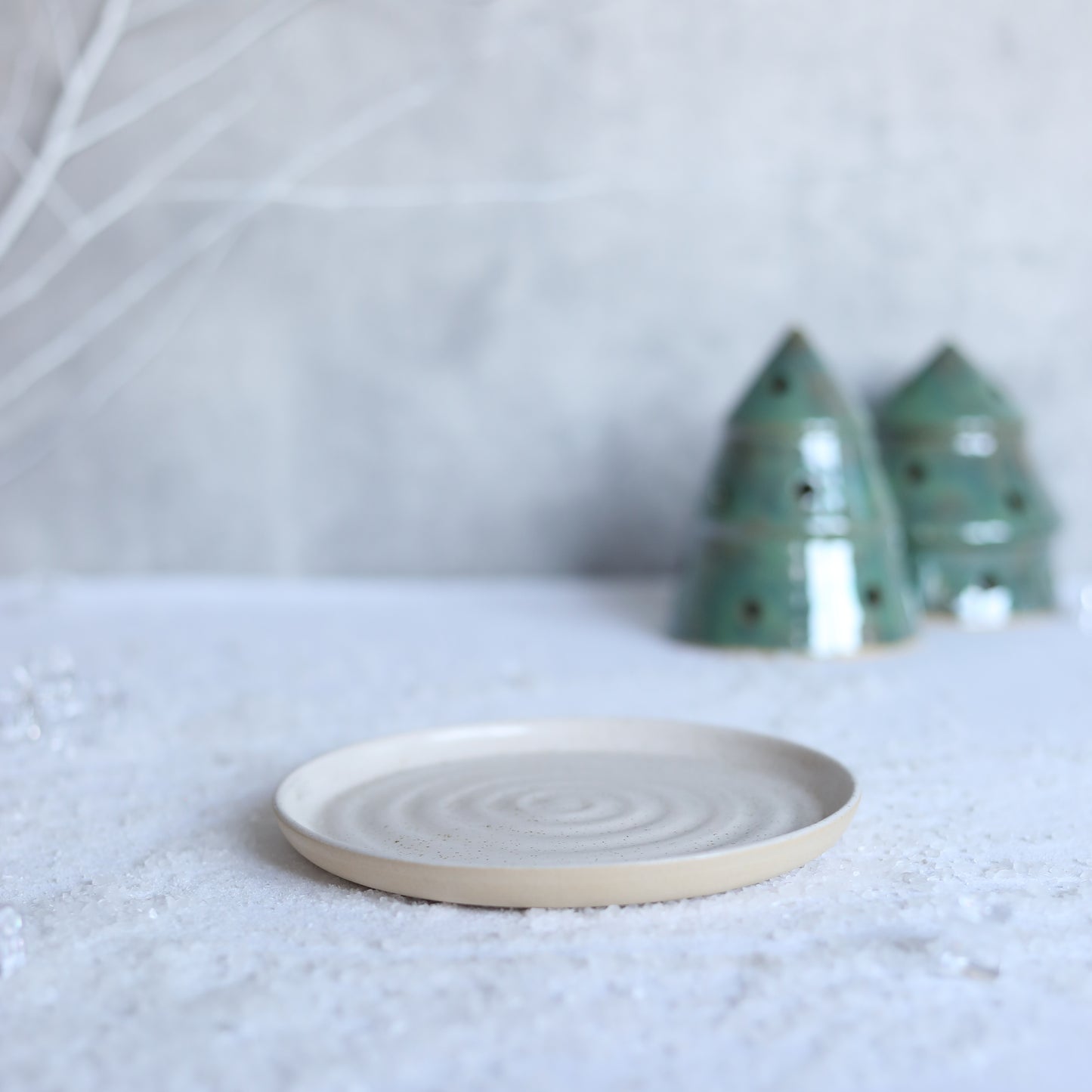 Winter Edition Pepper White Classic Plates