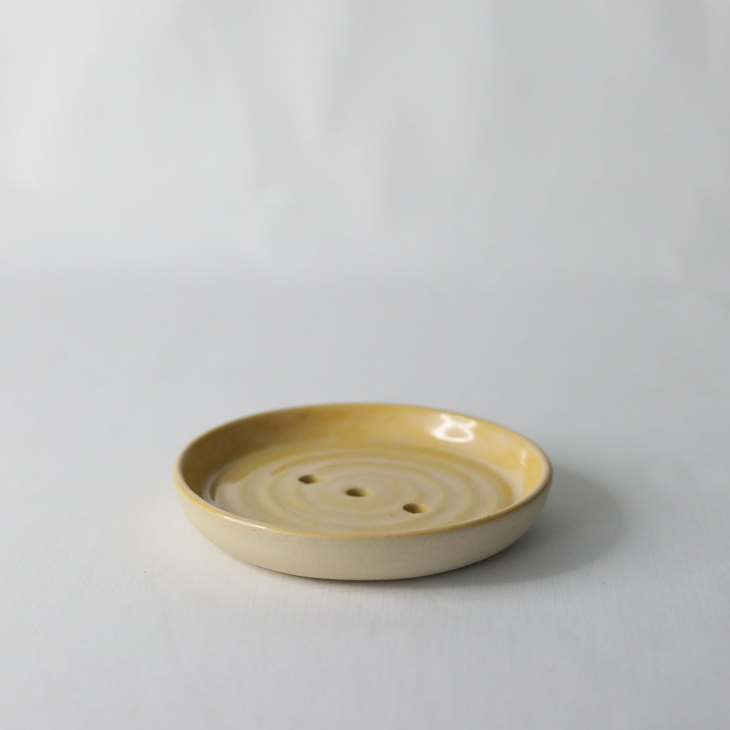 Egg Yolk Classic Soap Dish