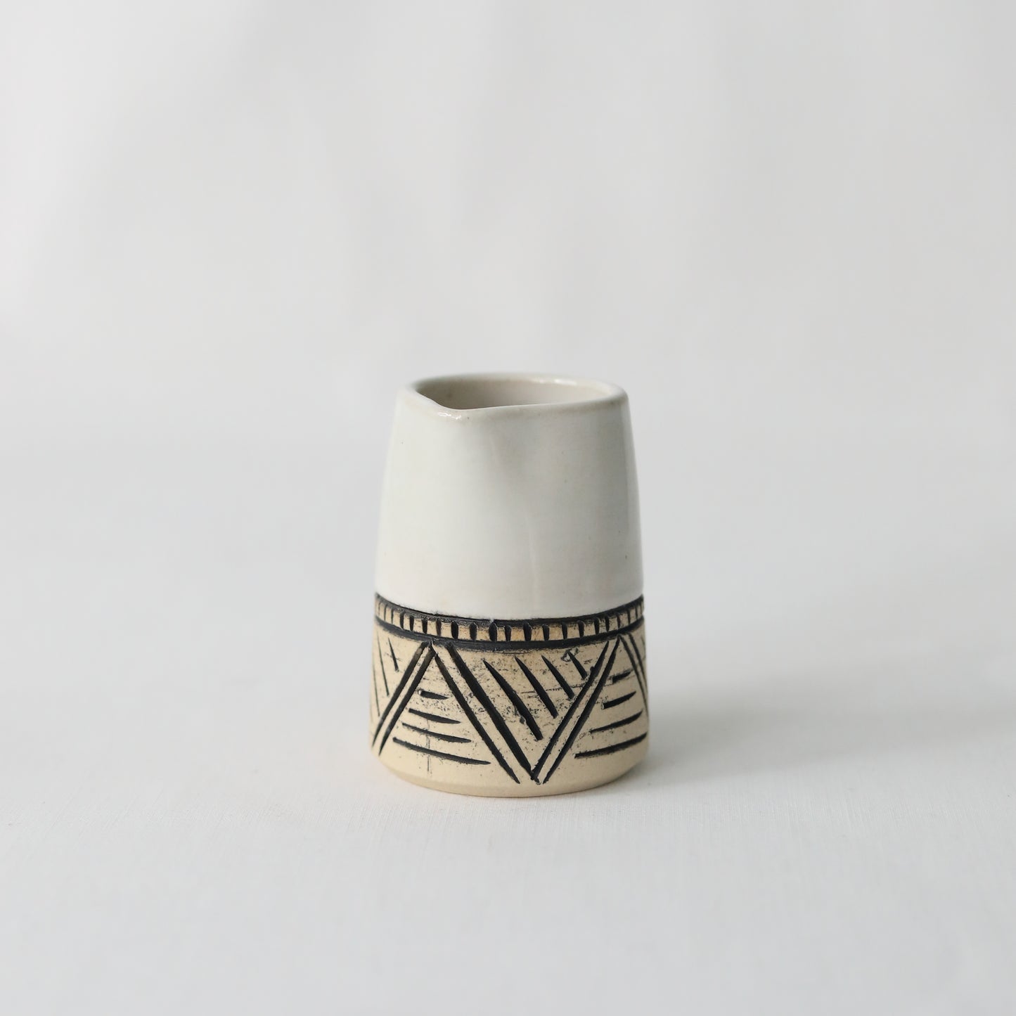 Snow White Classic Carved Mini Jug