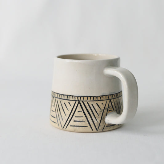 Snow White Classic Carved Standard Mug