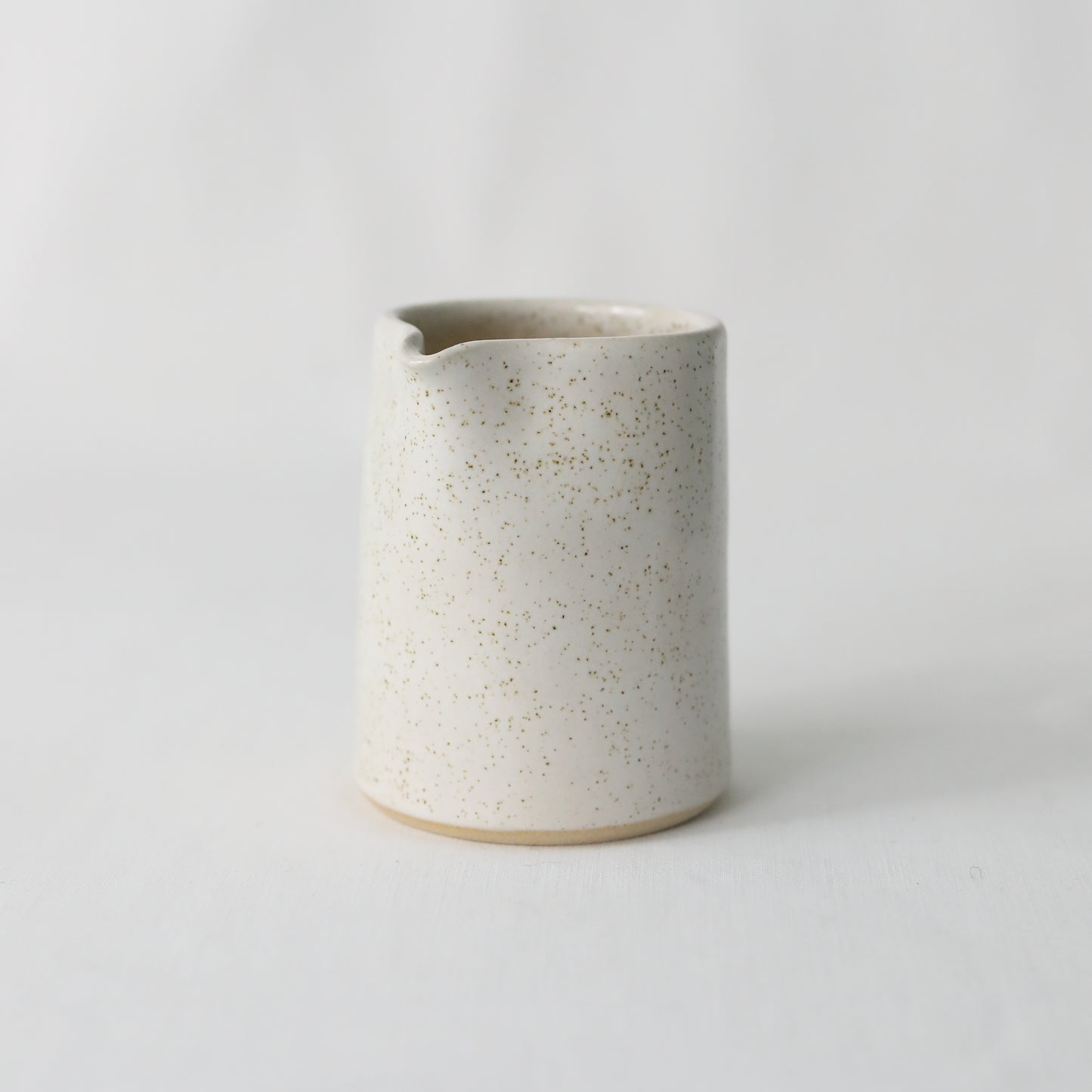 Pepper White Classic Small Jug