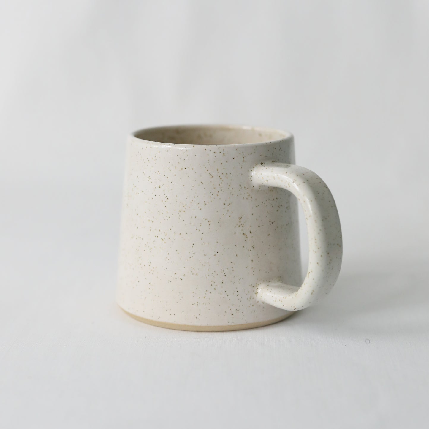 Pepper White Classic Standard Mug