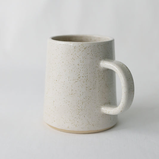 Pepper White Classic Pint Mug