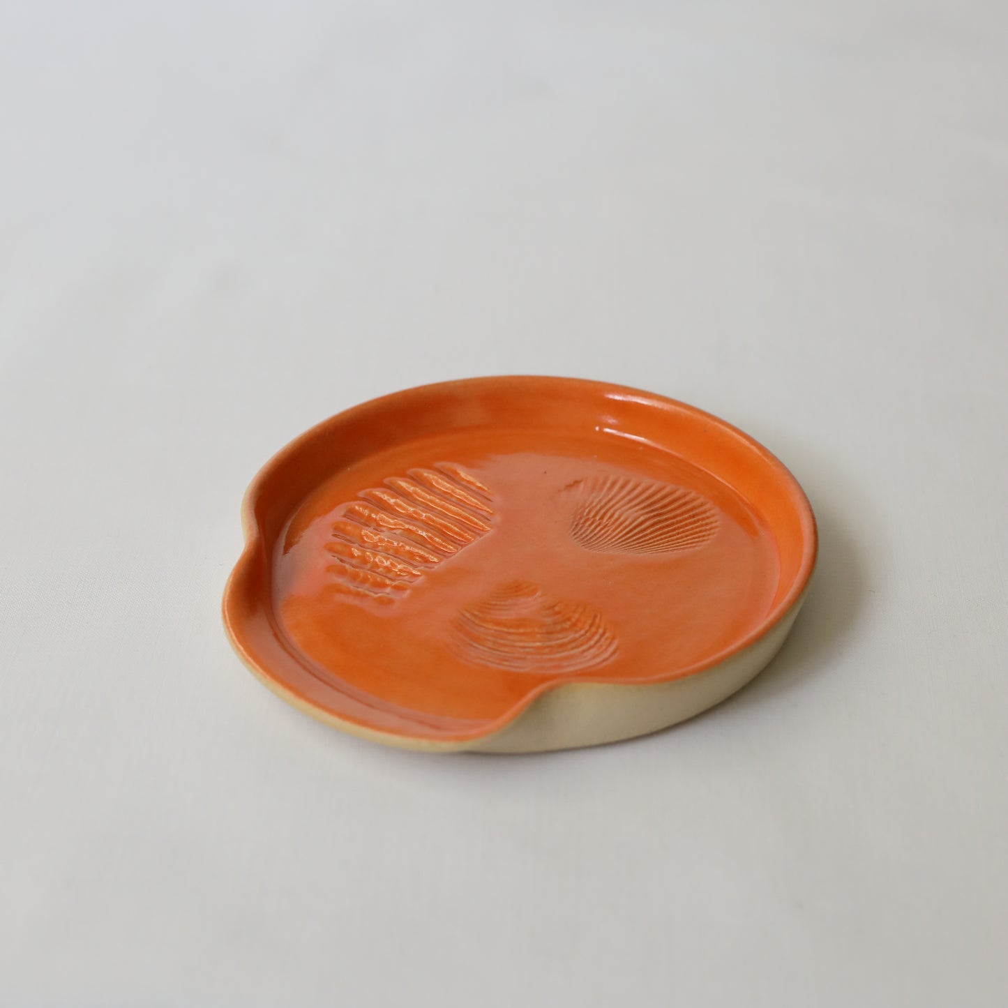 Mandarin Orange Classic Shell Spoon Rest