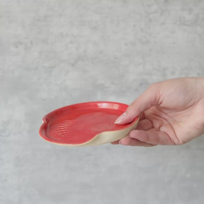 Cherry Red Classic Shell Spoon Rest