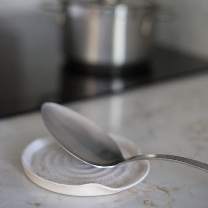 Pepper White Classic Spoon Rest