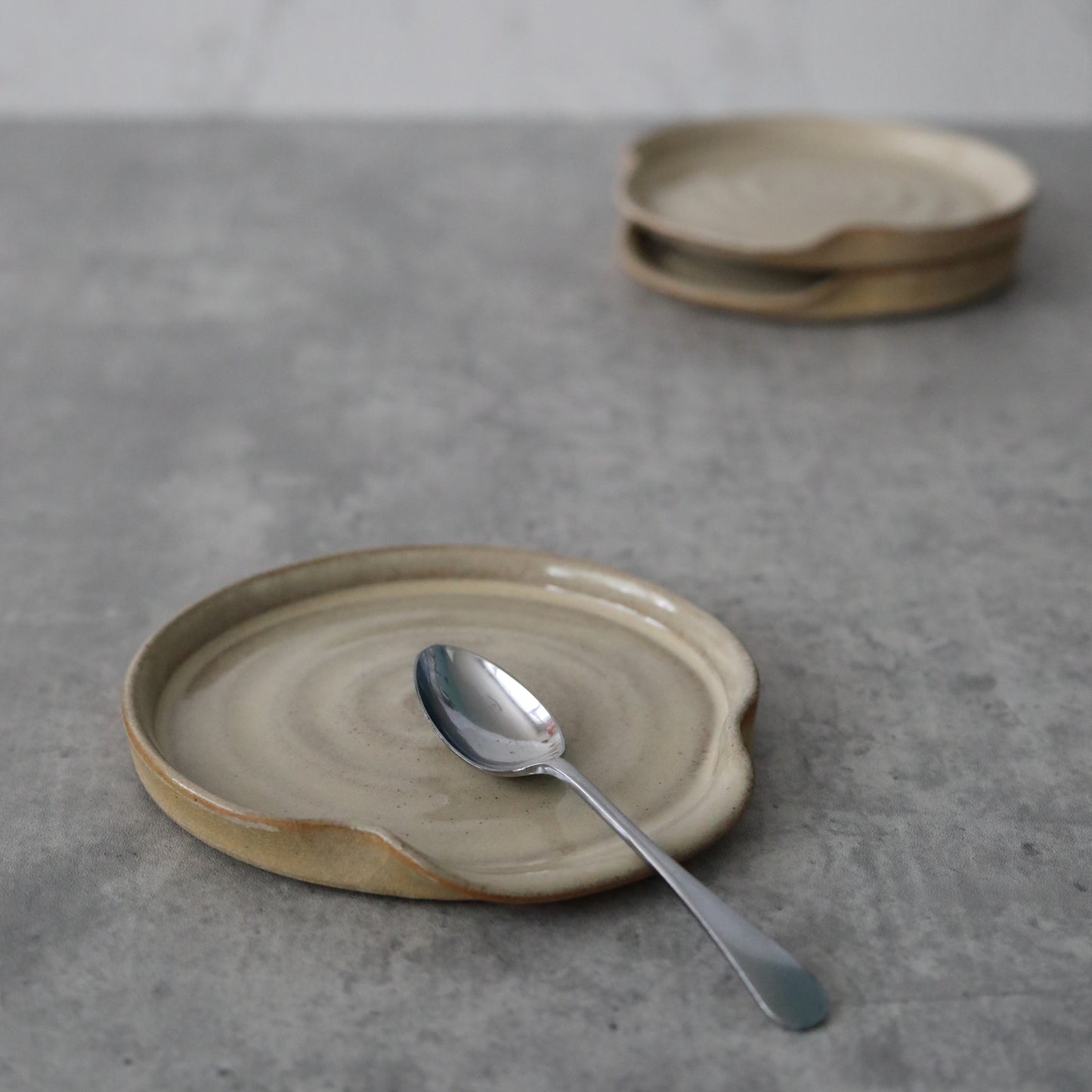 Egg Shell Rustic Spoon Rest